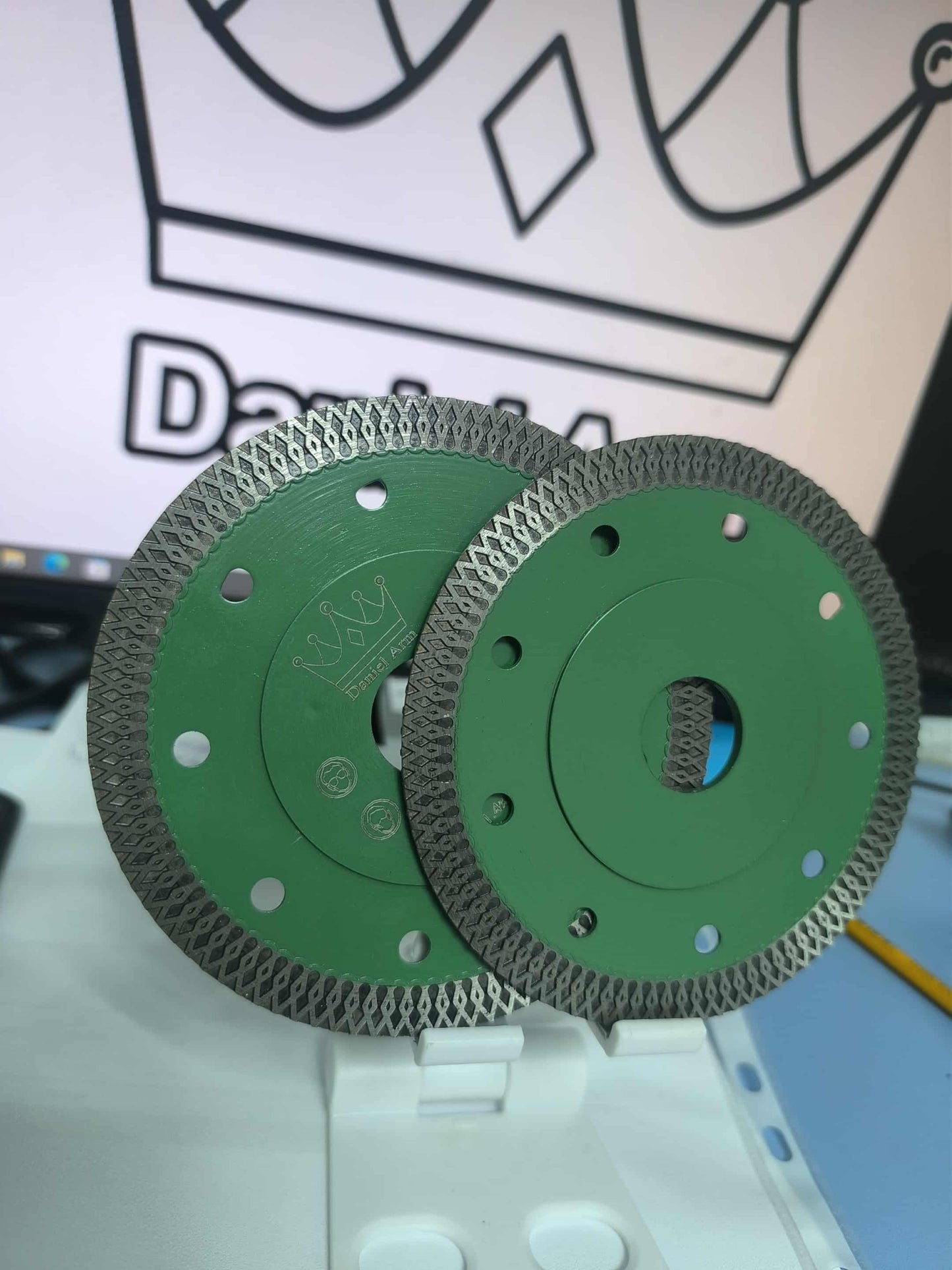 2 Venutuze Electrice cu 2 Acumulatori + Disc Diamantat verde Cadou