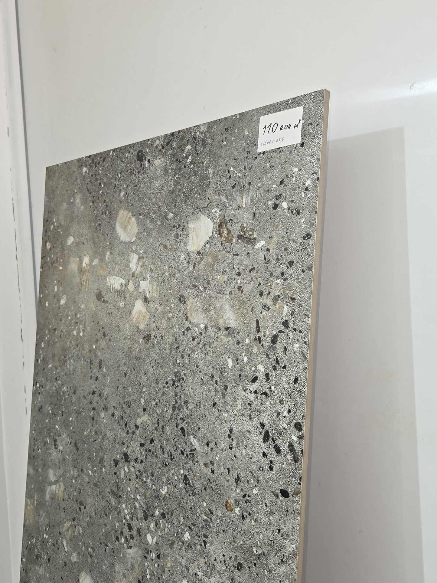 Gresie Lilarc Gris Portelanata Mata, Rectificata pentru Terase si Balcoane