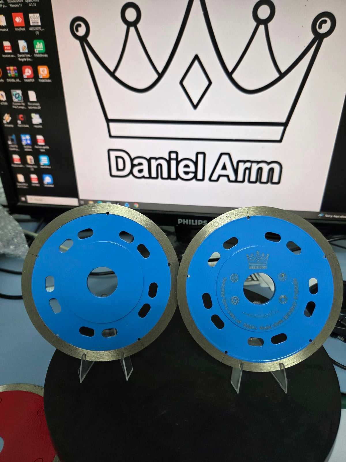Disc Diamanat PROFESIONAL ULTRA SUBTIRE 1,1 mm grosime cu diametru de 115mm ,de taiat Gresie si Faianta