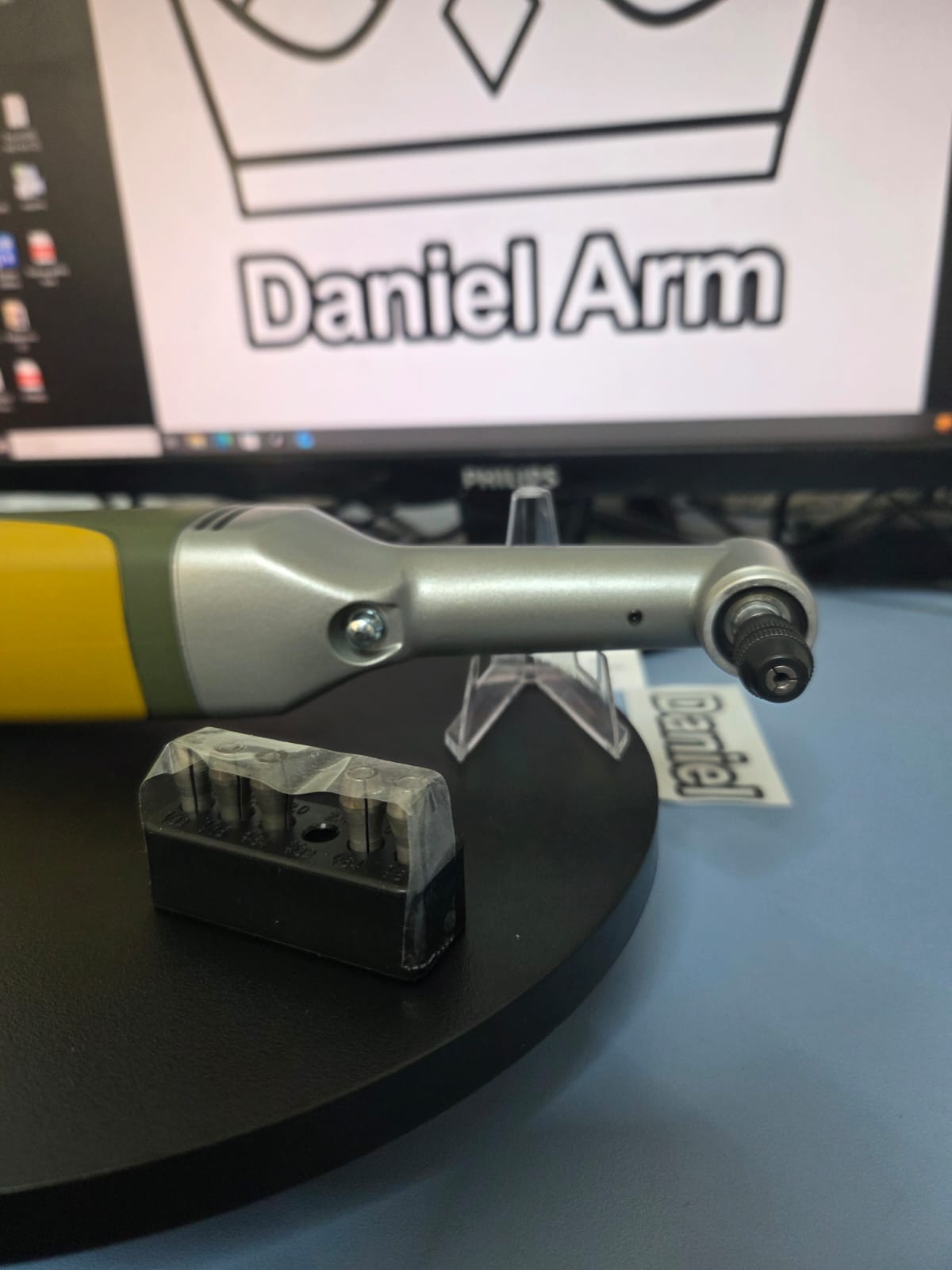 Mini Polizor Proxxon Profesional – Micromotor pentru Gresie, Ceramică și Materiale Dure