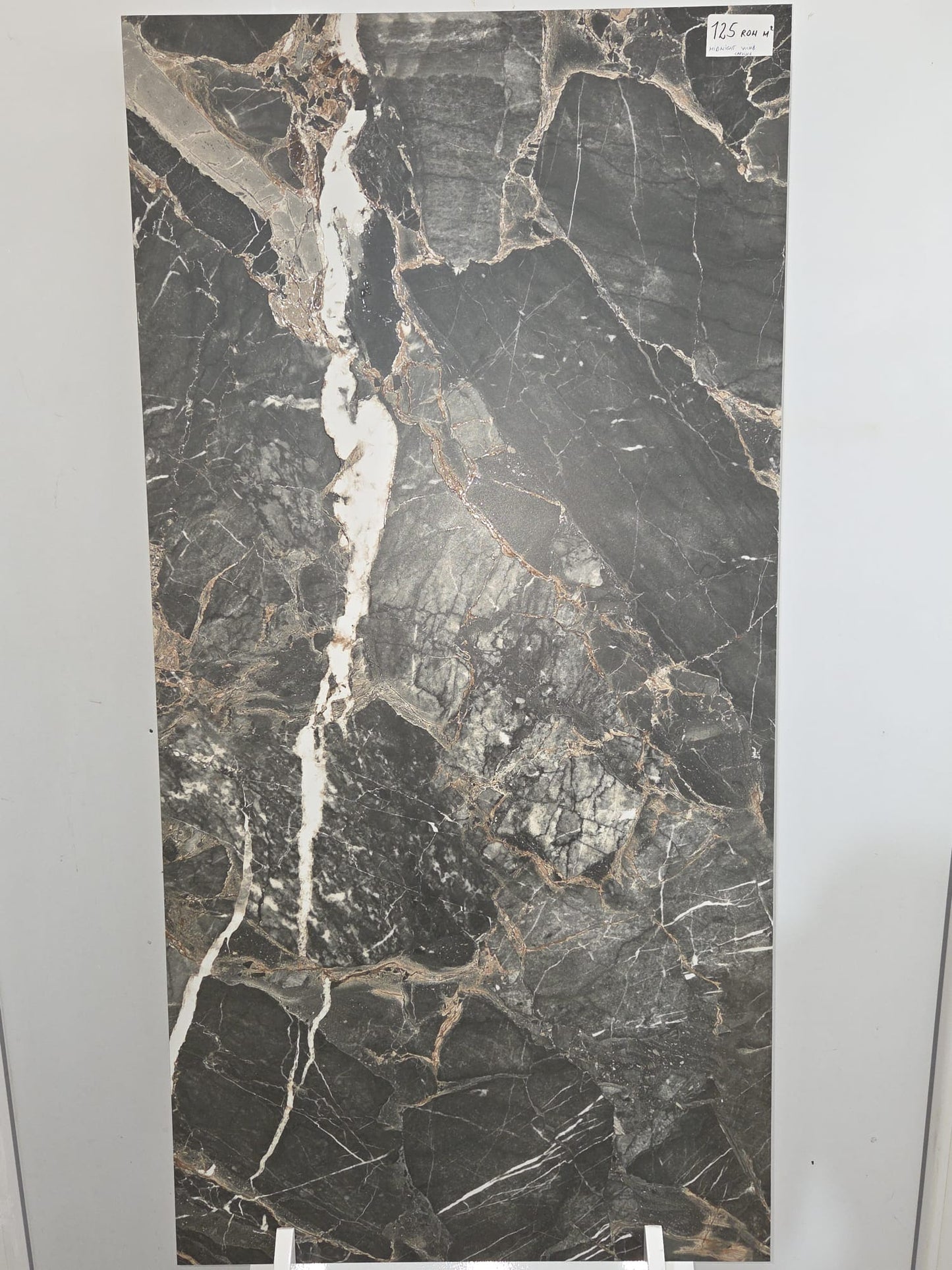 Gresie Midnight Wind Portelanata Mata, Rectificata pentru Terase si Balcoane