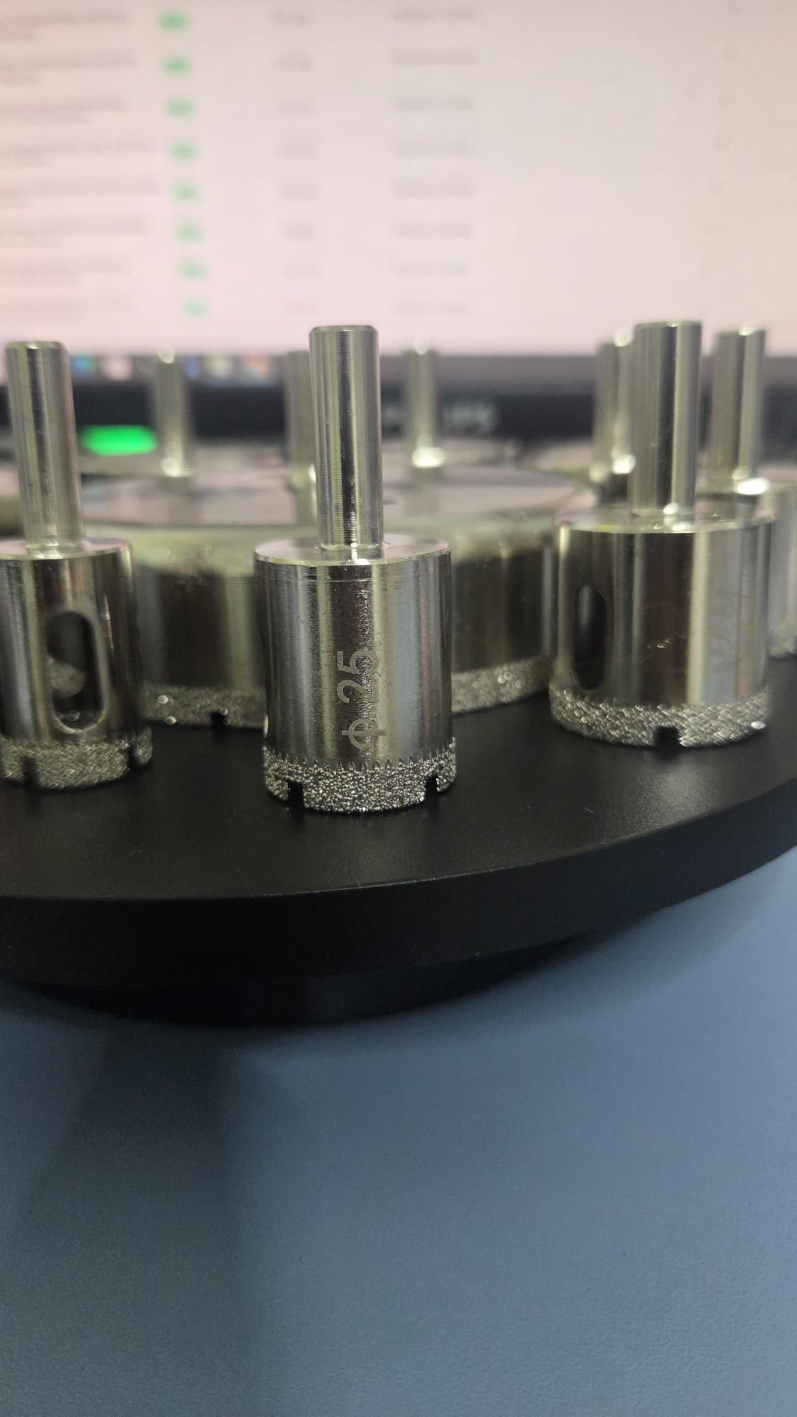 Carotă Diamantată Brazată 25 mm pentru autofiletanta  Daniel Arm