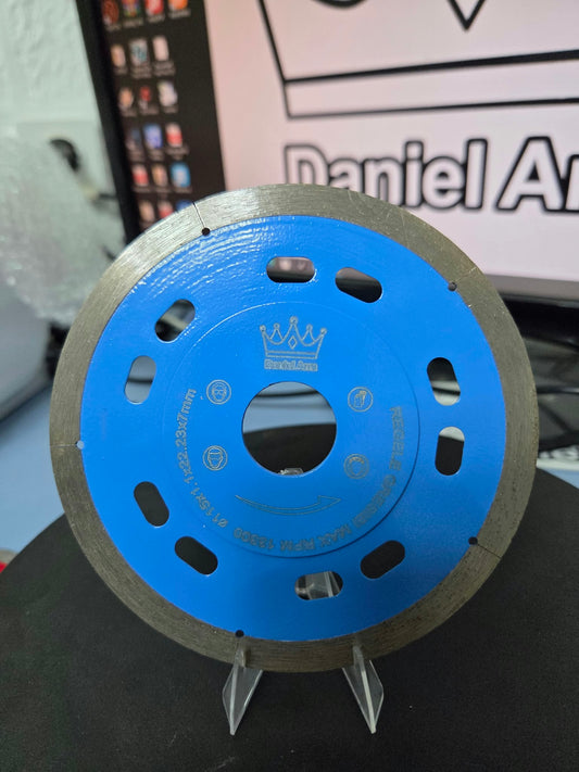 Disc Diamanat PROFESIONAL ULTRA SUBTIRE 1,1 mm grosime cu diametru de 115mm ,de taiat  Gresie si Faianta